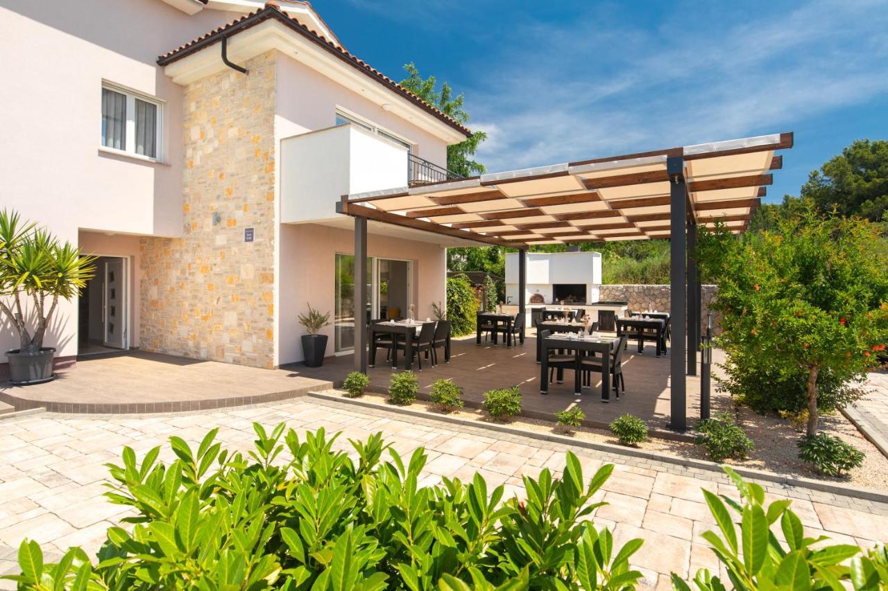 B&B Villa Maris Punat Bagian luar foto